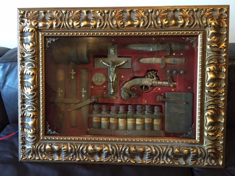 Miért volt szükség ennyi vámpírvadász készletre a 19. században?