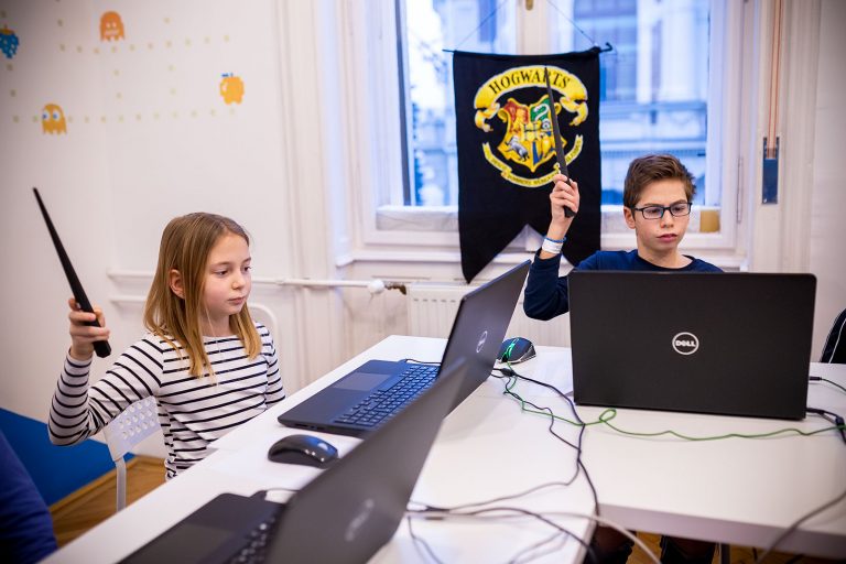 Harry Potter igazán megemelheti (varázsló) kalapját a magyar gyerekek előtt