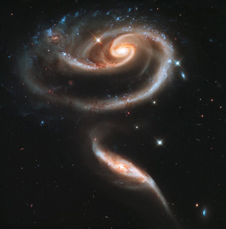 Mintha valami nagyon furcsa erő szinkronizálná a távoli galaxisokat