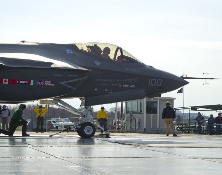 A 130 billió forintból fejlesztett F-35-ös vadászgéppel még egy célt sem lehet eltalálni