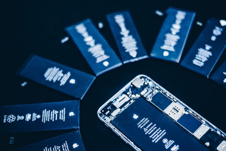 Íme, az öt perc alatt újratölthető, négyszeres kapacitású lítium-akku receptje