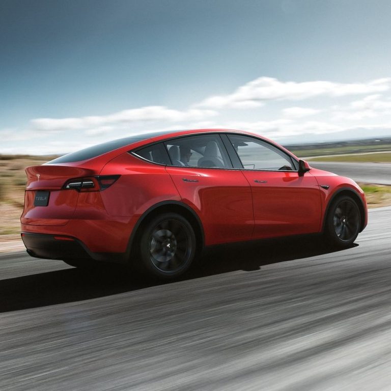 Kicsit variált a Tesla az autóakkumulátorok garanciájával