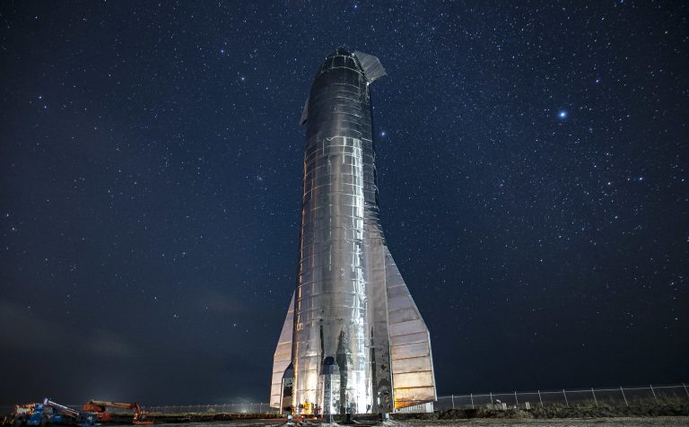 Háromnaponta építene új rakétát Elon Musk