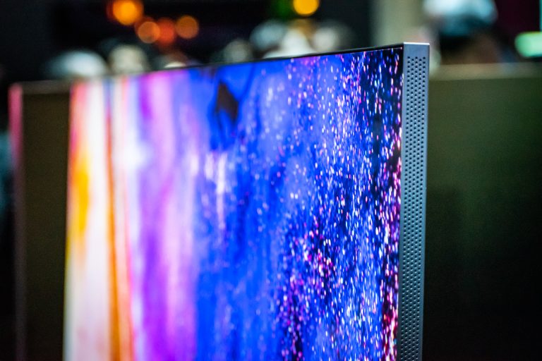 Mi a különbség az OLED és QLED tévék között?