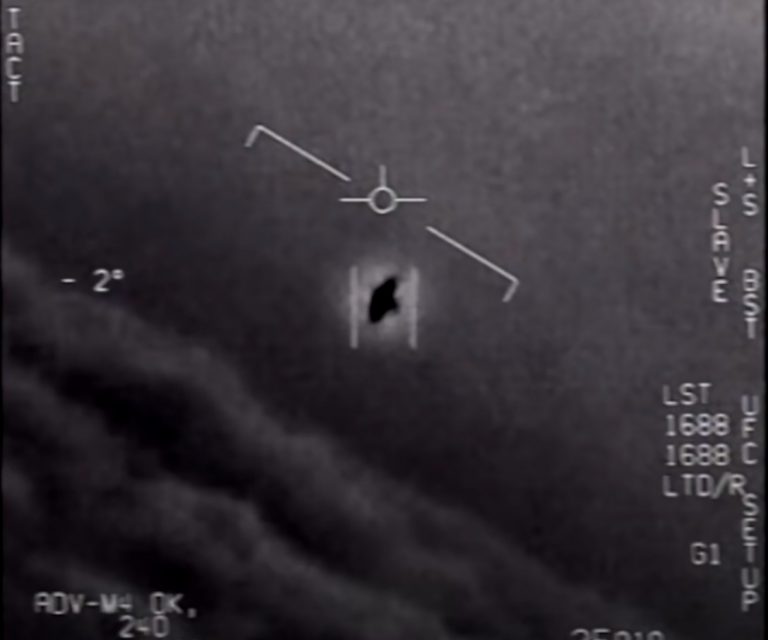 A Pentagon nyilvánosságra hozott egy hosszabb dokumentumot az azonosítatlan repülő tárgyakról