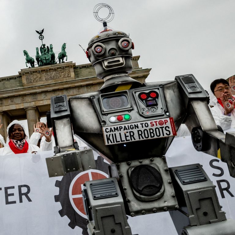 Az államok véleménye az önállóan ölni képes gyilkos robotokról