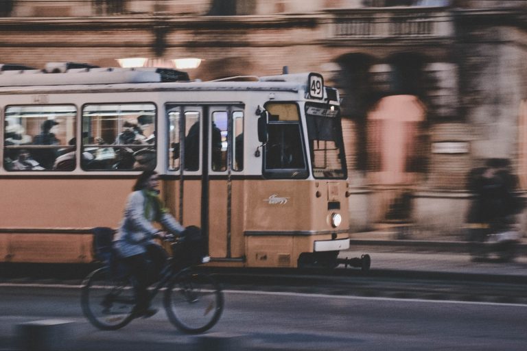 A Rakéta olvasói elmondták, hogy mivel közlekednek a legszívesebben. Íme az eredmények