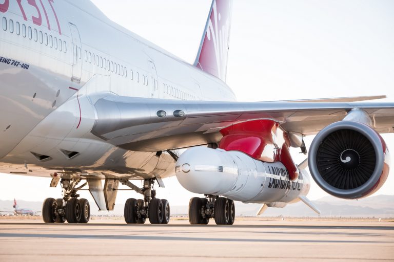 Egy utasszállítóról kilőtt rakétával érte el a világűrt a Virgin Orbit