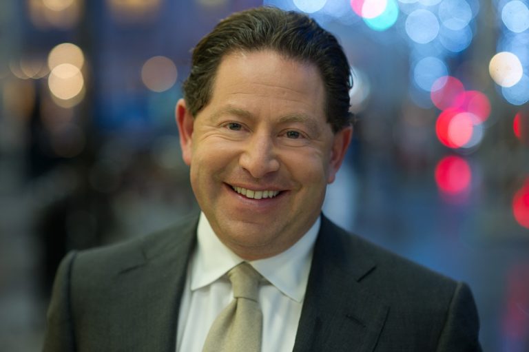 Kiverte a biztosítékot a részvényeseknél Bobby Kotick hatvanegy milliárd forintos bónusza