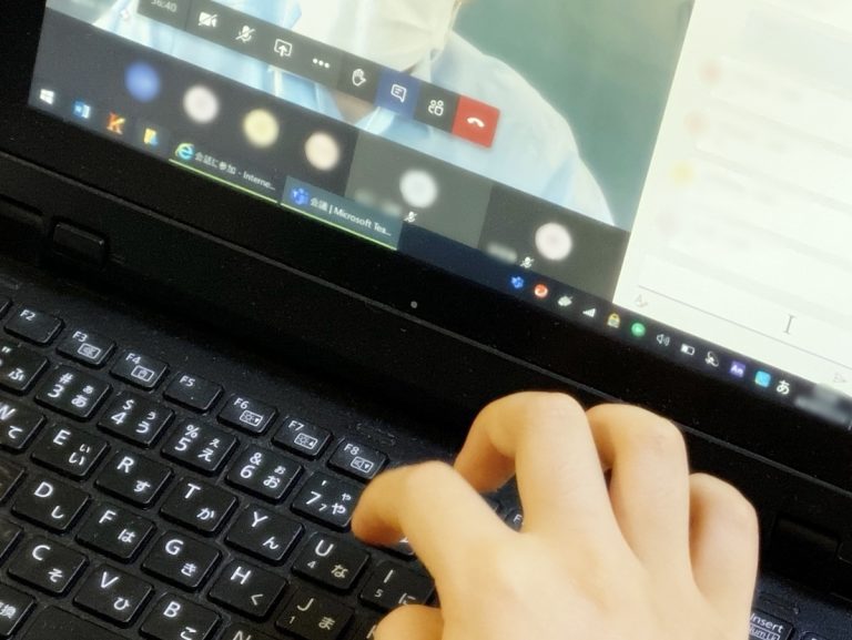 Valós időben generált meeting-átiratokat kap a Teams