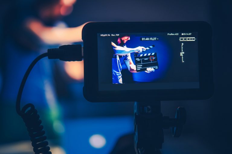 A Facebook kiszűri a deepfake videókat