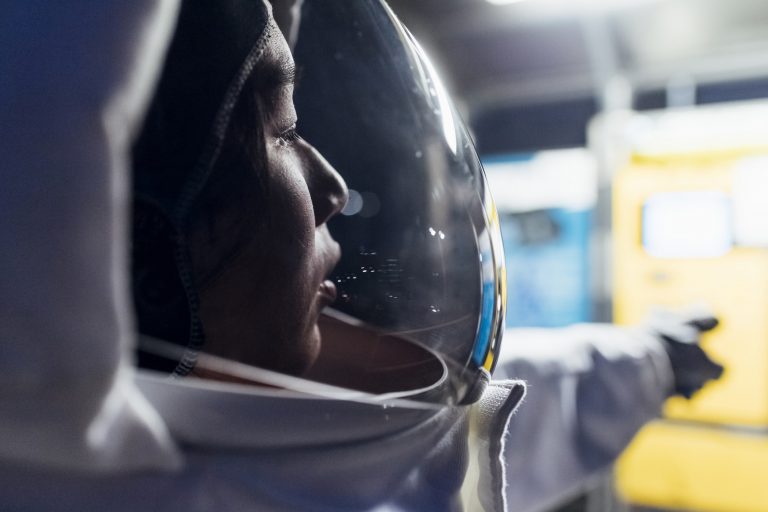 A SpaceX aláírta a megállapodást, ami sebességbe rakja az űrturizmust