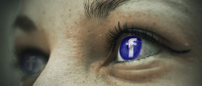 Egy Facebook moderátor hivatalos vallomása szenvedéséről az ír parlamenti bizottság előtt