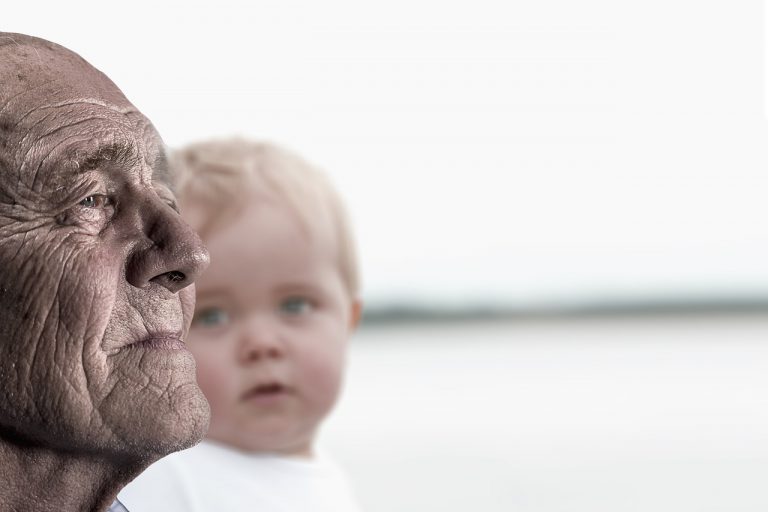 Megalkották a viselhető 'időgépet', amivel a jövőbeli énünké válhatunk