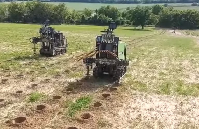 Kiderült, miért fúrtak robotok sok ezer lyukat Cserszegtomajon és Rezi lankáin