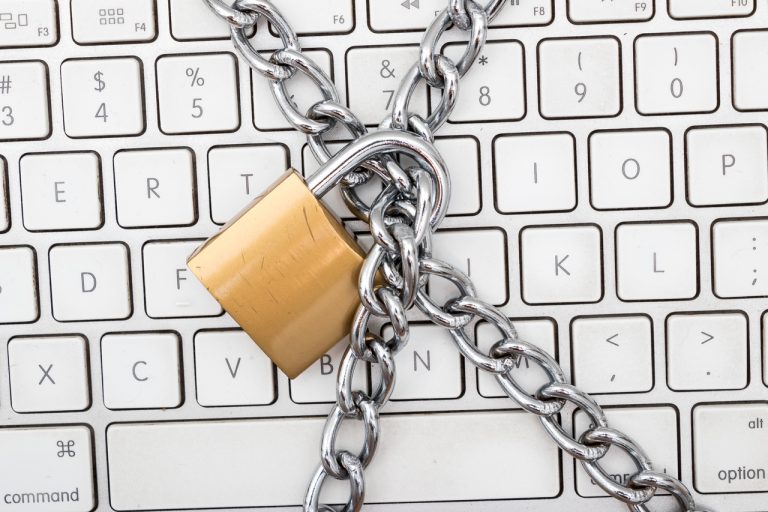Oroszország állítólag sikeresen lecsatlakozott az internetről