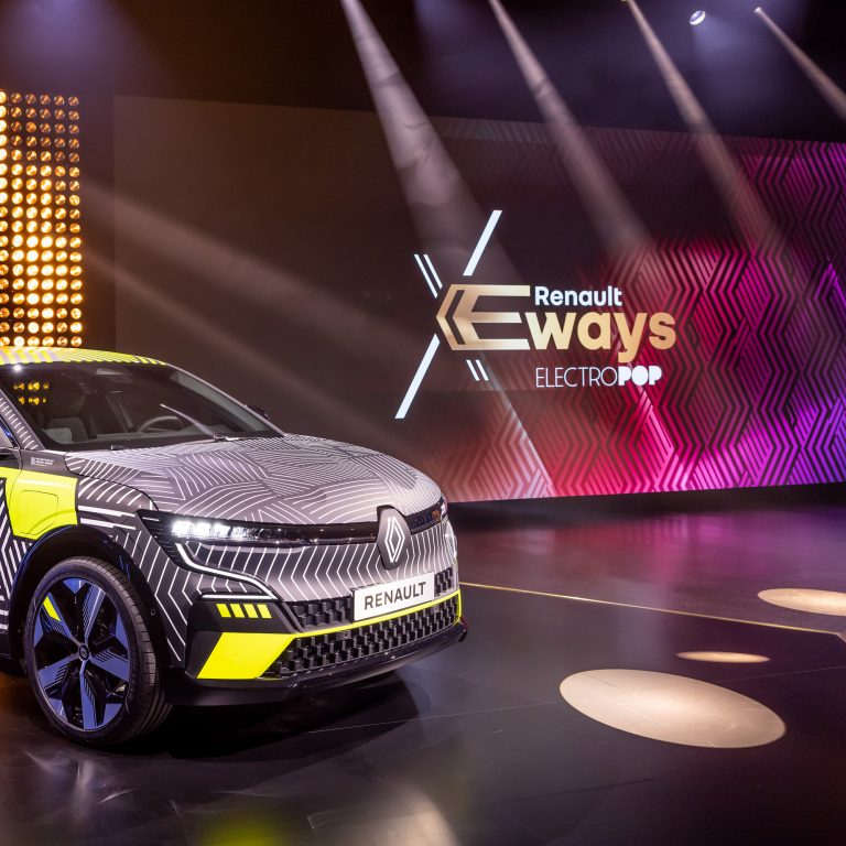 A Renault is teljes gőzzel fordult rá a villamosításra
