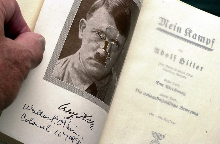 A Mein Kampf 2 létezik, de sosem jelenhetett meg