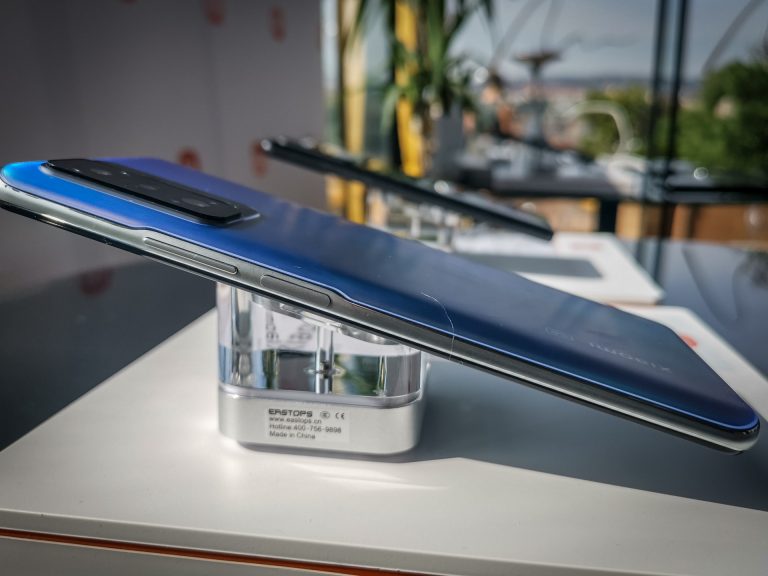 Két és fél új telefont mutatott be a Xiaomi