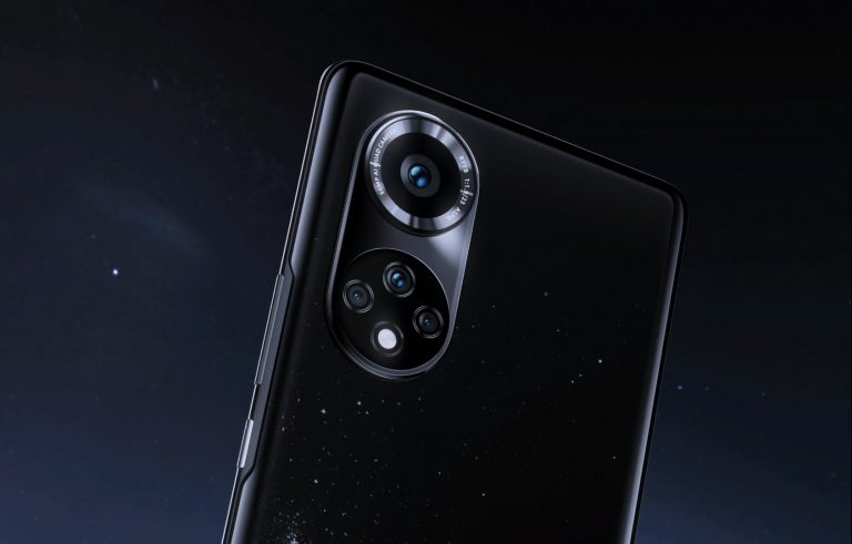 Új telefonnal tért vissza Európába a Huawei