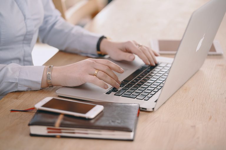 „A mi munkánknak soha nincsen vége” – mivel foglalkozik egy UX Designer?