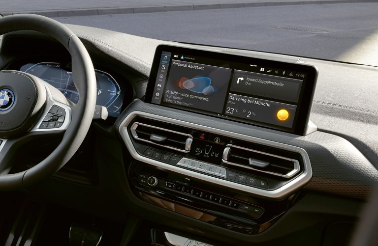 Újabb áldozatai vannak a chiphiánynak: BMW-k és iPadek