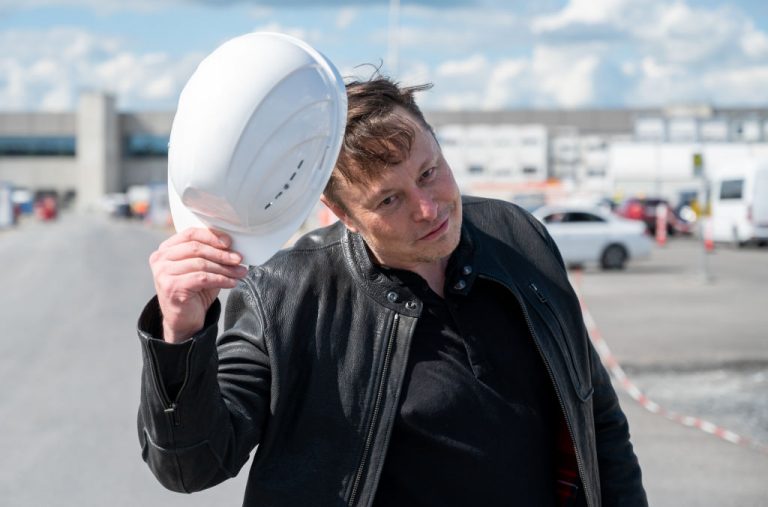 Nagyon egyszerűen oldaná meg a holdrakéta hidrogénszivárgását Elon Musk