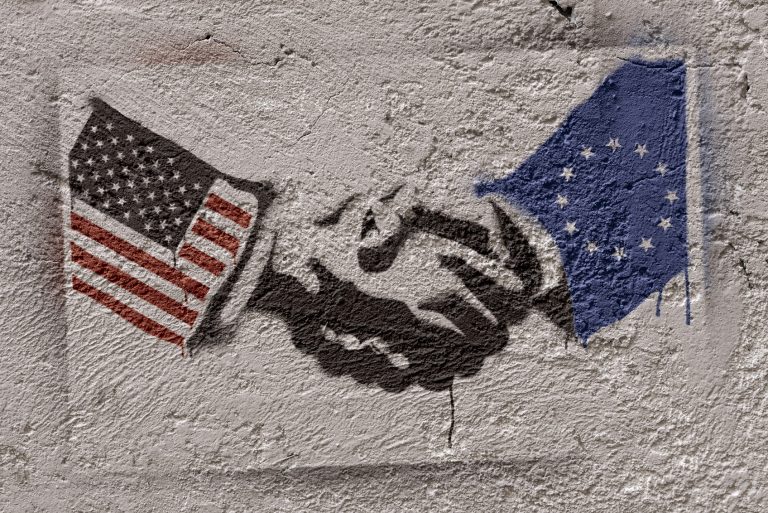 Másfél év után alakul az adatvédelmi megállapodás az USA és az EU között