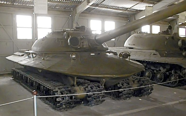 Ilyet sem lehetett látni eddig – mozgásba lendült az orosz atombiztos tank