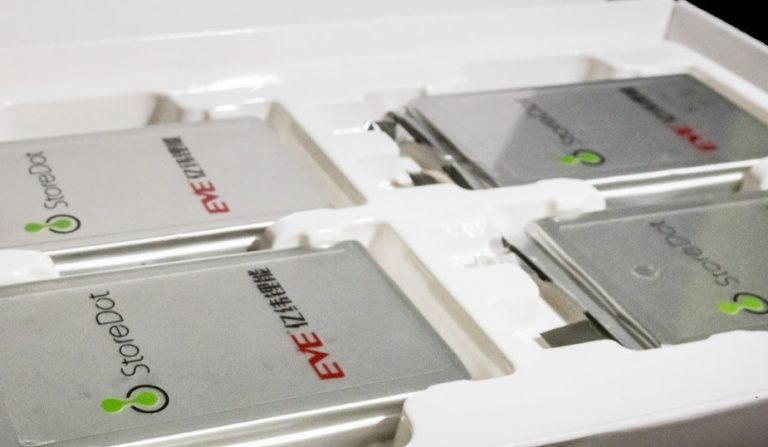 Öt perc töltéssel ígér 160 kilométeres hatótávot egy új akkumulátortechnológia