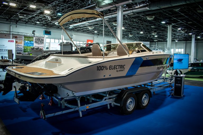 Magyar motorral felszerelt elektromos hajók hódíthatják meg Európa tavait