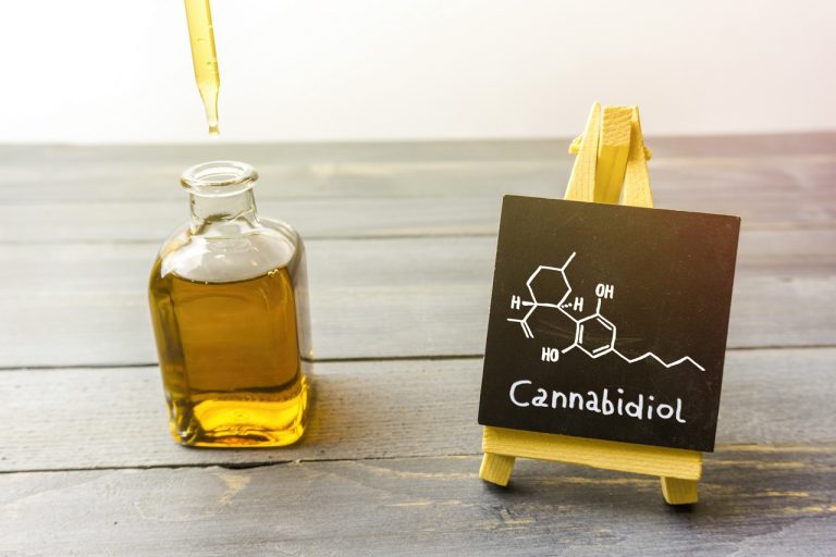 Minden, amit tudni kell a kannabisz olaj áráról és hatásáról
