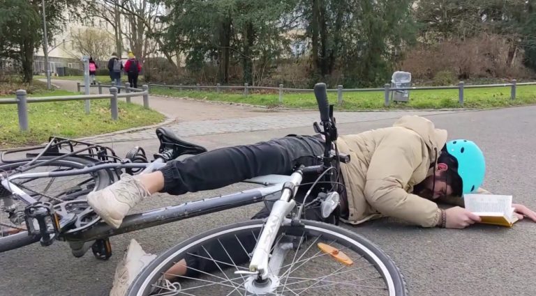 Közelednek az önvezető kerékpárok, amelyekről nem esünk le
