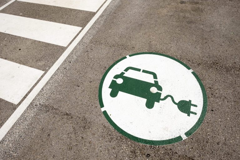 Norvégiában az újonnan eladott autók 80 százaléka elektromos
