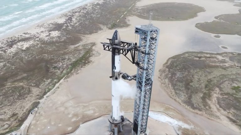 Először töltötték fel üzemanyaggal a Mars meghódítására tervezett Csillaghajót – Videó
