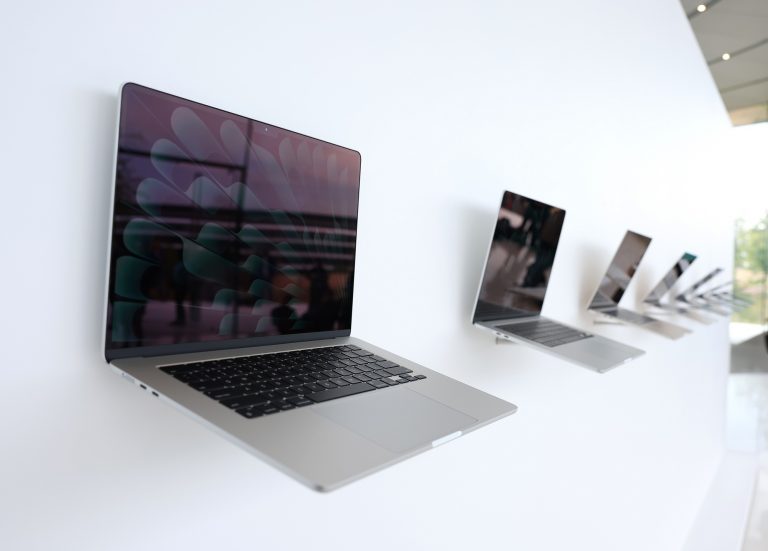 Ez a laptop lehet az Apple új slágerterméke, nem a VR szemüvegük