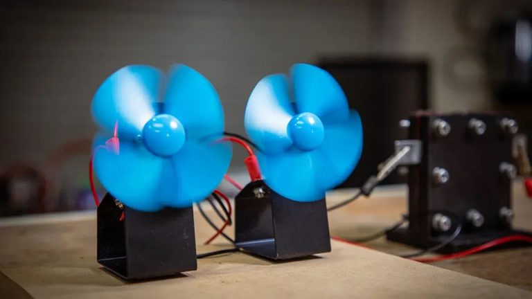 Mi az a proton akkumulátor, és miért forradalmasíthajta az energiatárolást?