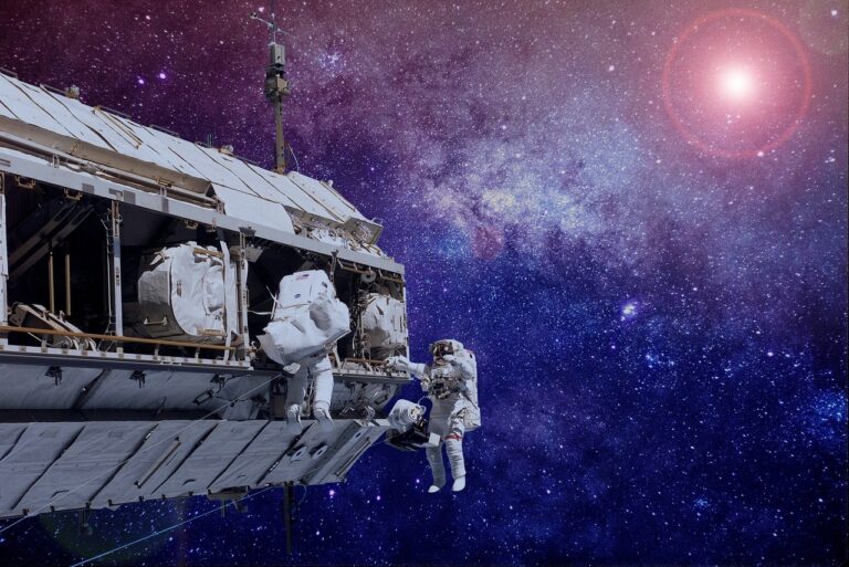Meglepő helyen keresik az élet nyomait a világűrben: az ISS külső borításán