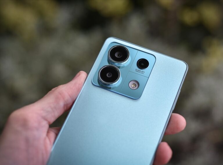 A csúcskategóriához közelítő középkategóriás telefon jó ár-érték aránnyal - ez a Redmi Note 13 5G