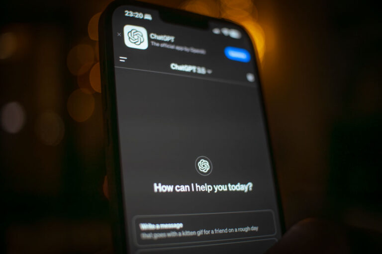 Kiderült, mit fog tudni az iPhone-okba érkező mesterséges intelligencia