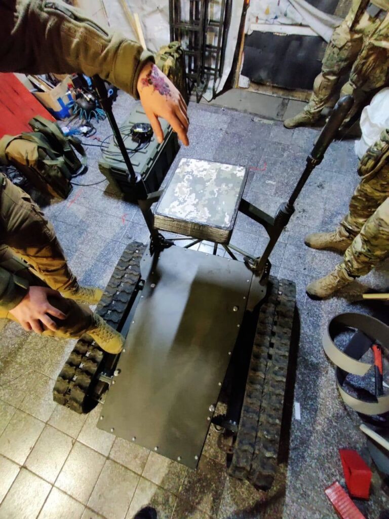 Sebesült katonákat mentett ki egy robot az ukrán harctérről az egyik legnehezebb hadművelet során