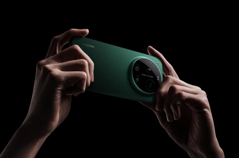 Fotós és kompakt csúcstelefont mutatott be a Xiaomi