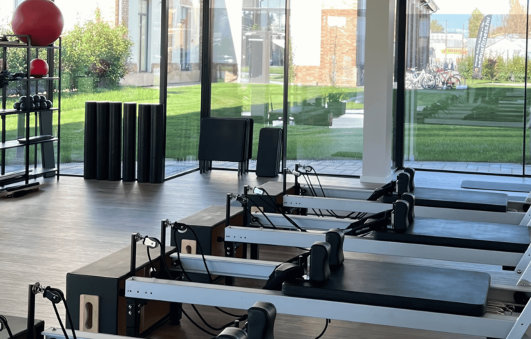 A szülés utáni regeneráció: a pilates és a testi-lelki megújulás